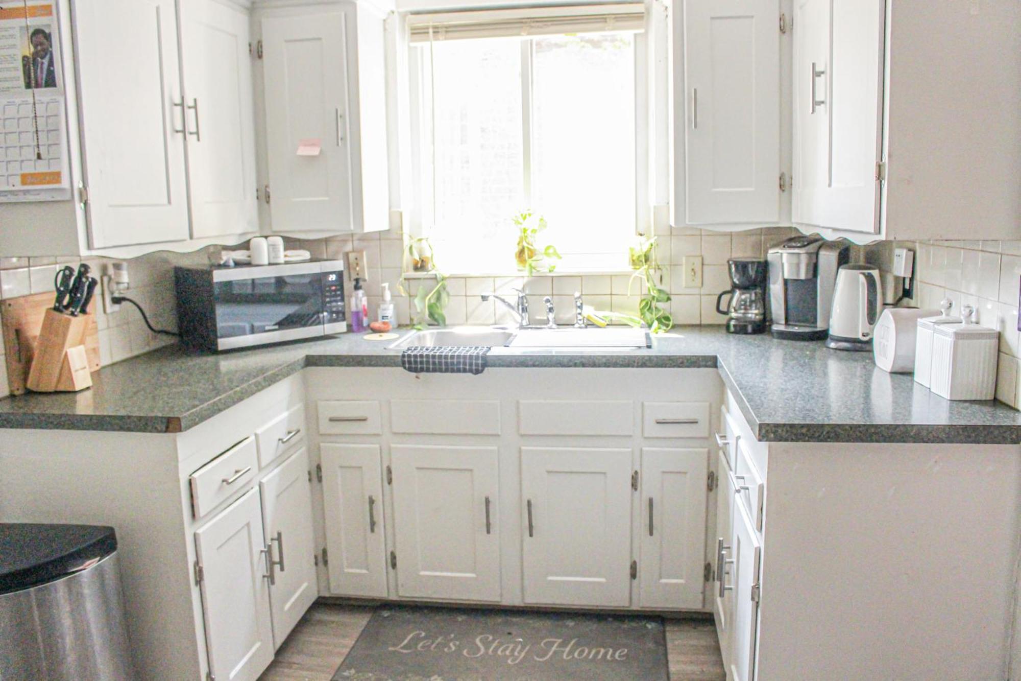 Master Bedroom In Home Away From Home Detroit Ngoại thất bức ảnh