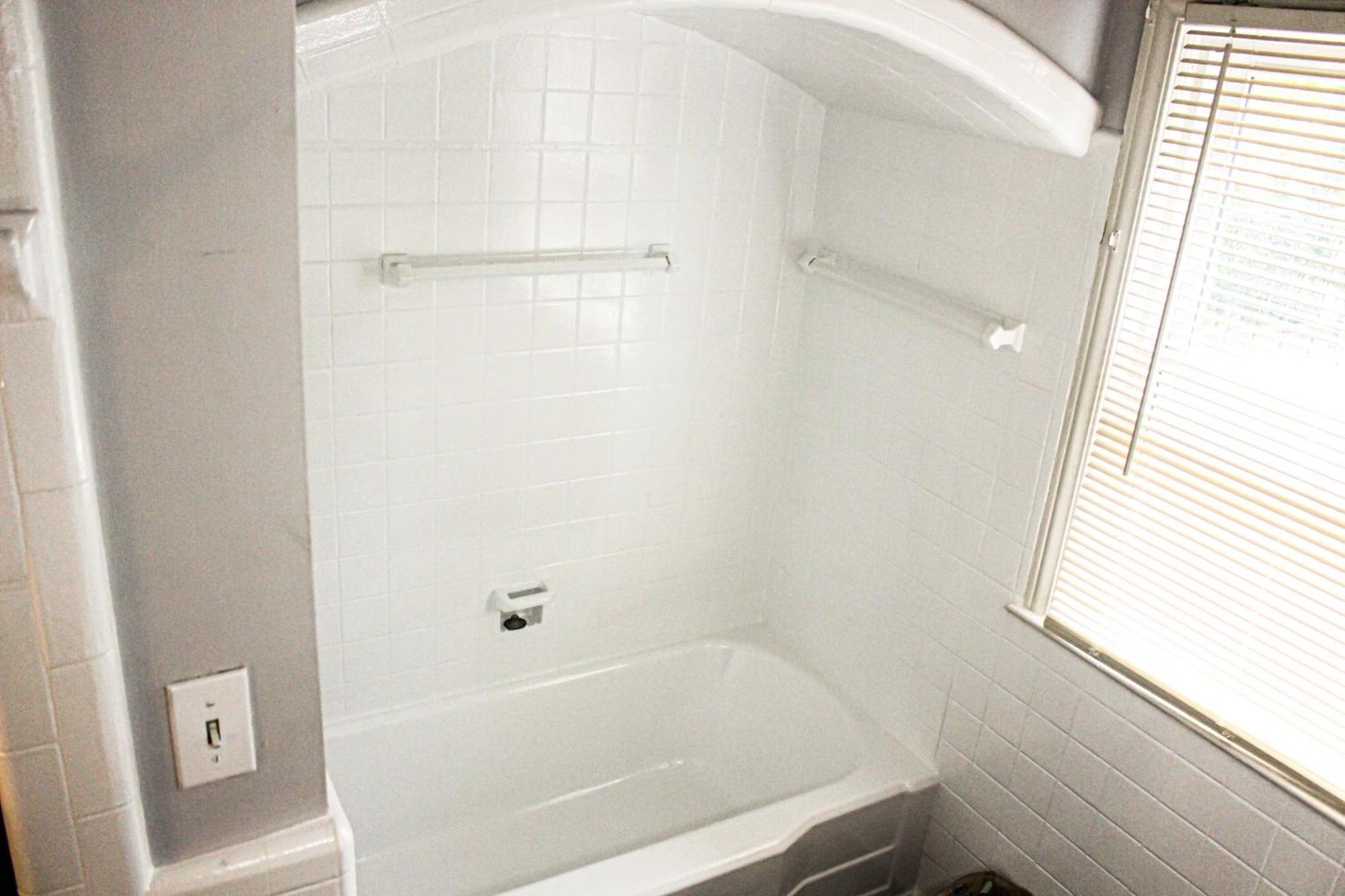 Master Bedroom In Home Away From Home Detroit Ngoại thất bức ảnh